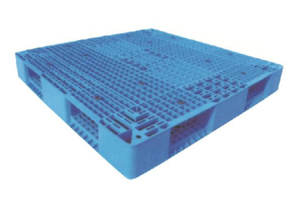 消費(fèi)者應(yīng)該如何需根據(jù)托盤材質(zhì)選購高質(zhì)量的塑料托盤呢?